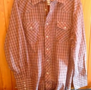Wrangler long sleeve shirt
